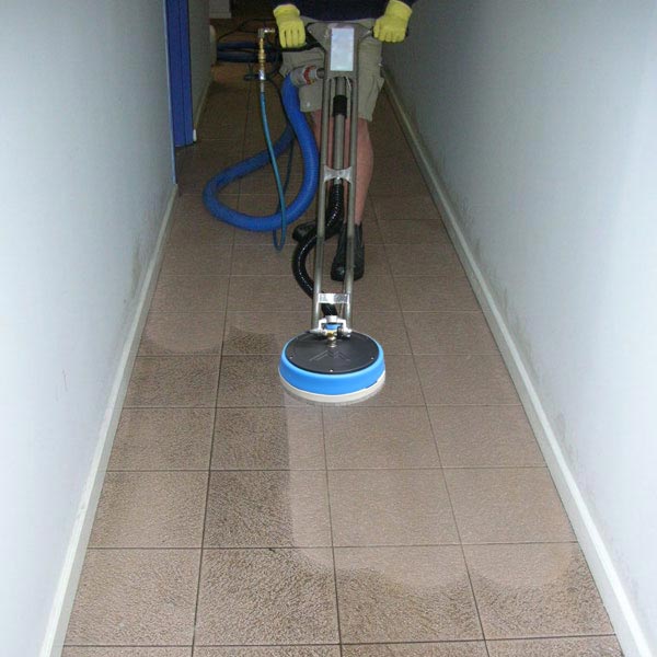 tile-and-grout-cleaning-machine-e1200